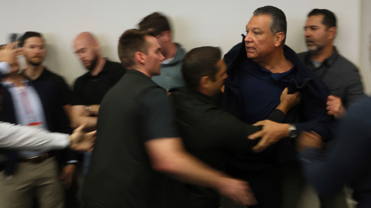 Alex Padilla 2.jpg