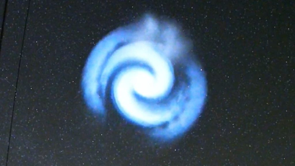 Blue Spiral Light Medicachristiantmx.jpg