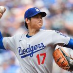 Shohei Ohtani Throws Pitch.jpg
