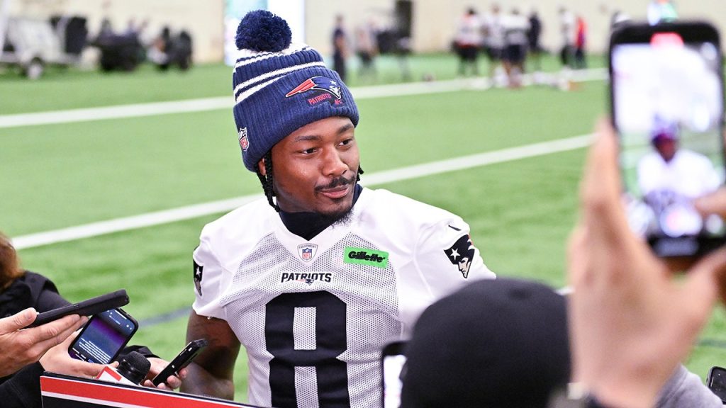 Stefon Diggs Pats.jpg