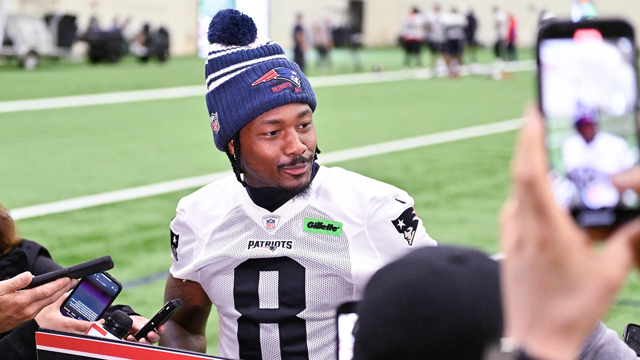 Stefon Diggs Pats.jpg