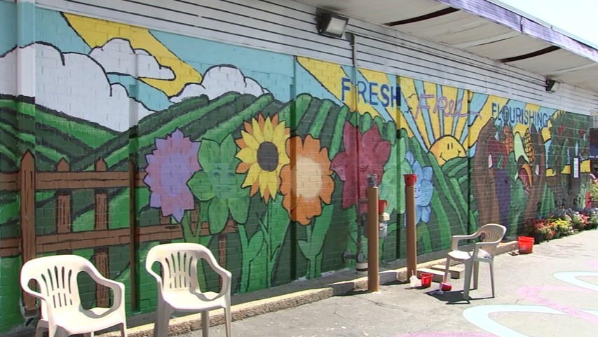 Mural.jpg