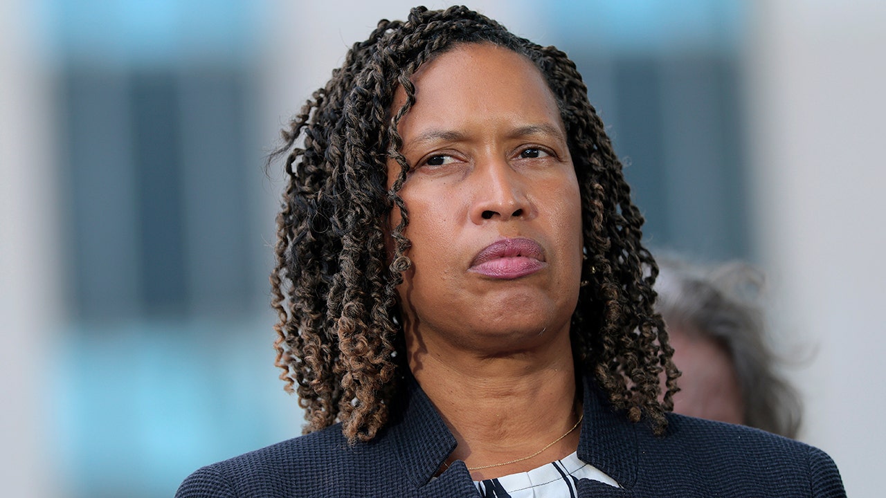 Mayor Muriel Bowser.jpg