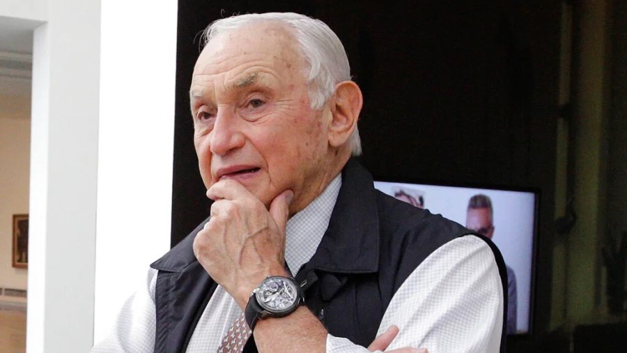 Les Wexner.jpg