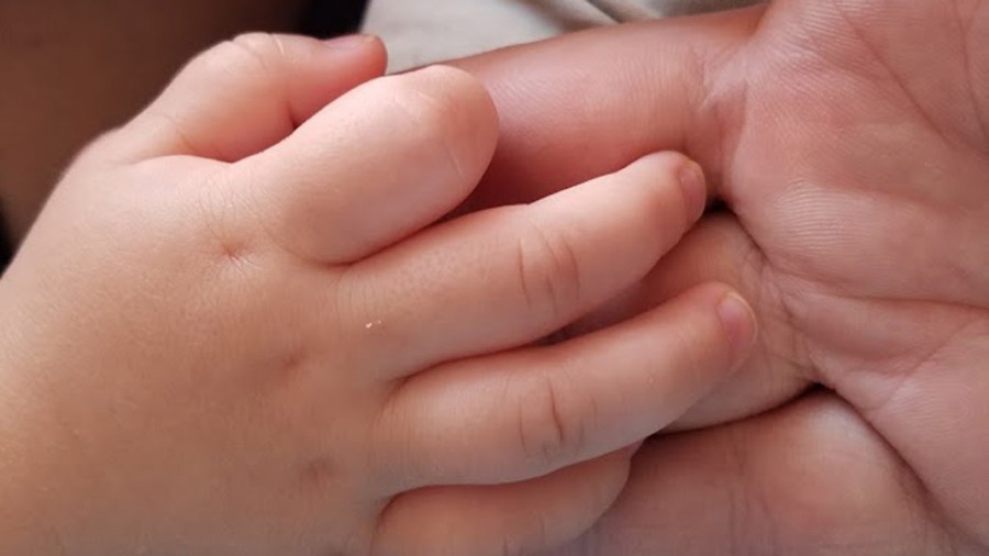 Generic Baby Holding Hand Ver1.0.jpg