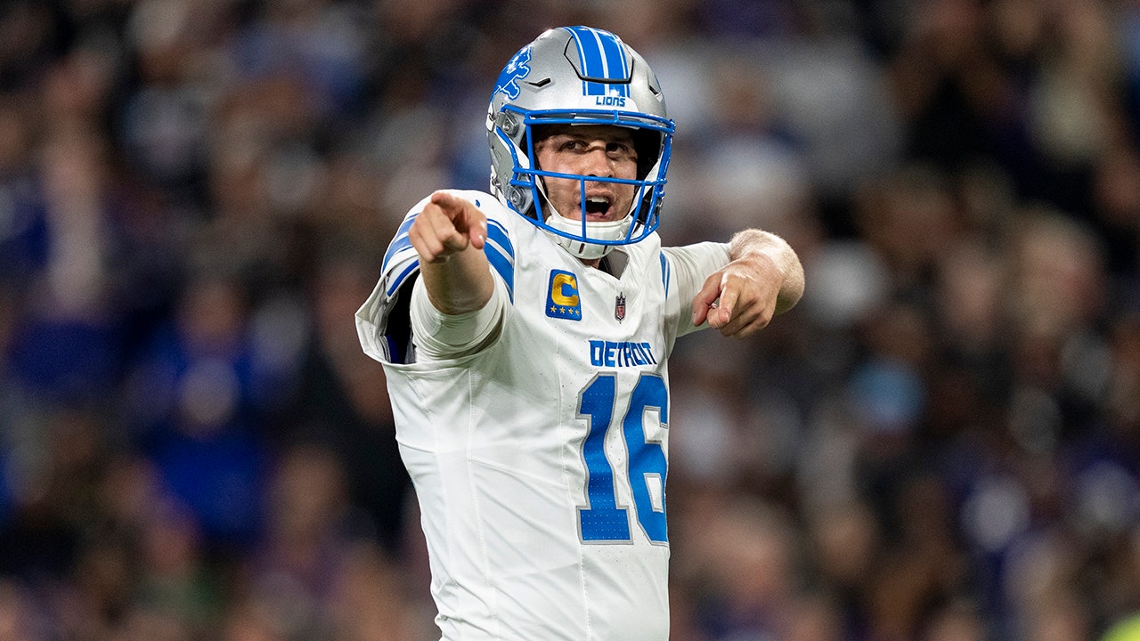 Jared Goff Ravens Lions.jpg