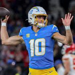 Justin Herbert Chargers Chiefs.jpg