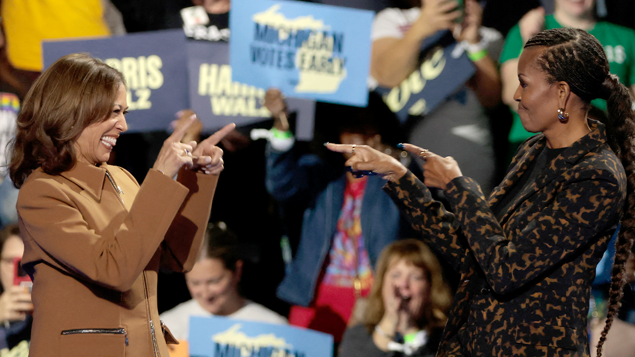 Obama Michelle Harris Kamala.png