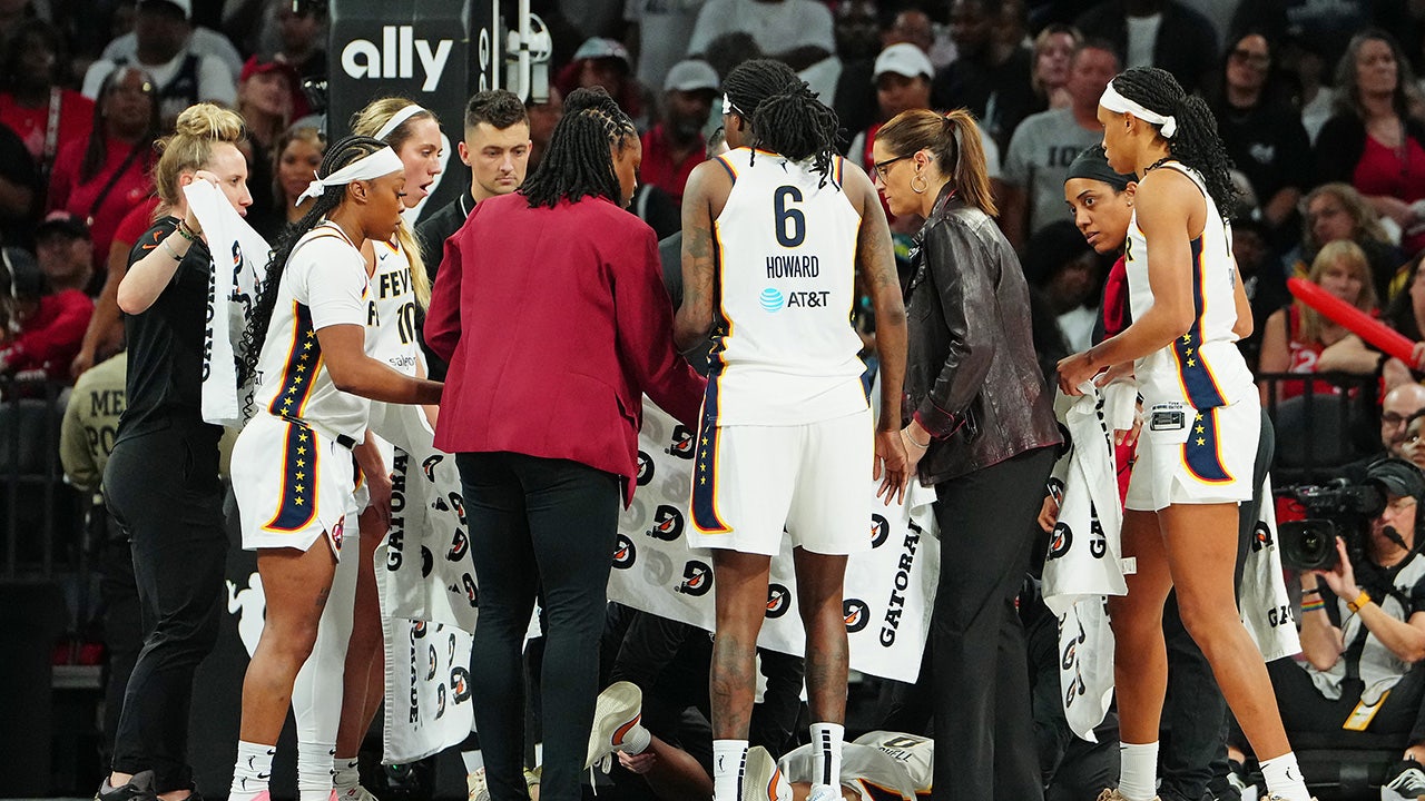 Wnba Fever Kelsey Mitchell 3.jpg