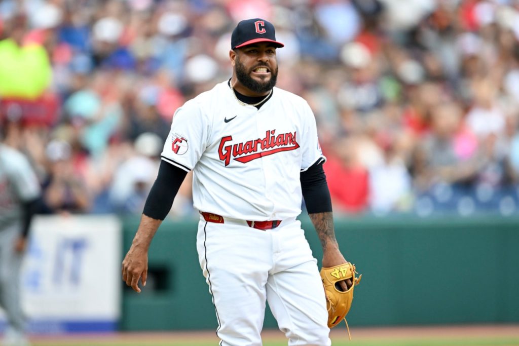 Q23 CFIHJCZCVXI3 MVDALNJPEUQ.jpg