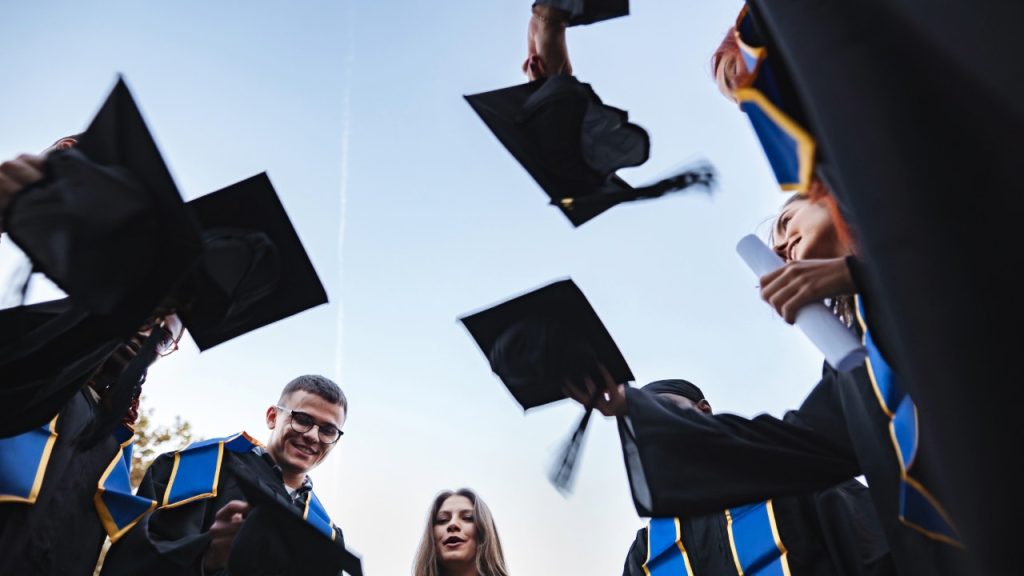 College Graduates.jpg