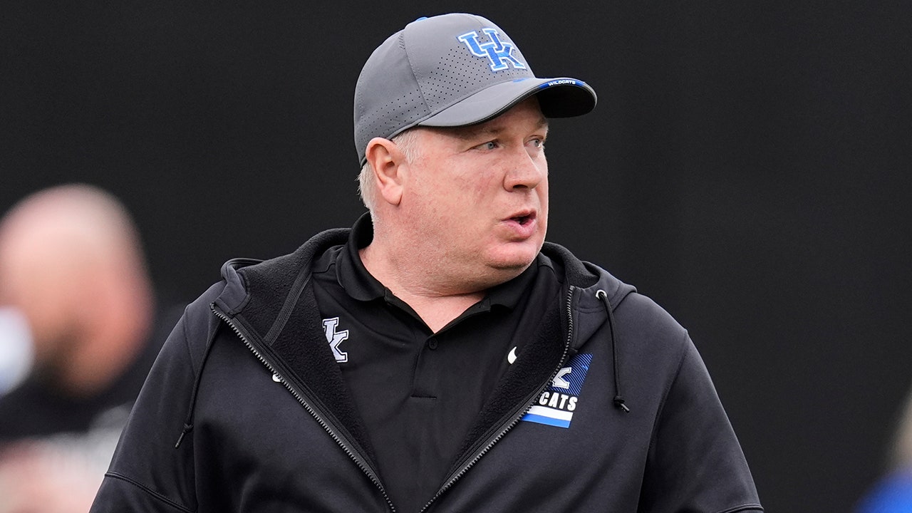 Kentucky Mark Stoops 3.jpg
