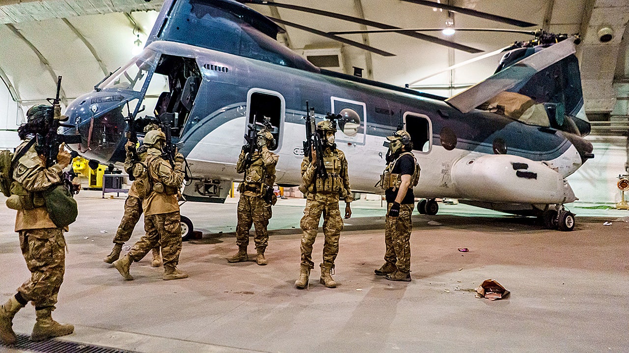 Taliban Fighters 2021.jpg