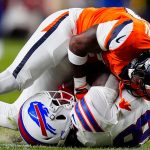 Bills Broncos Interception 11826.jpg