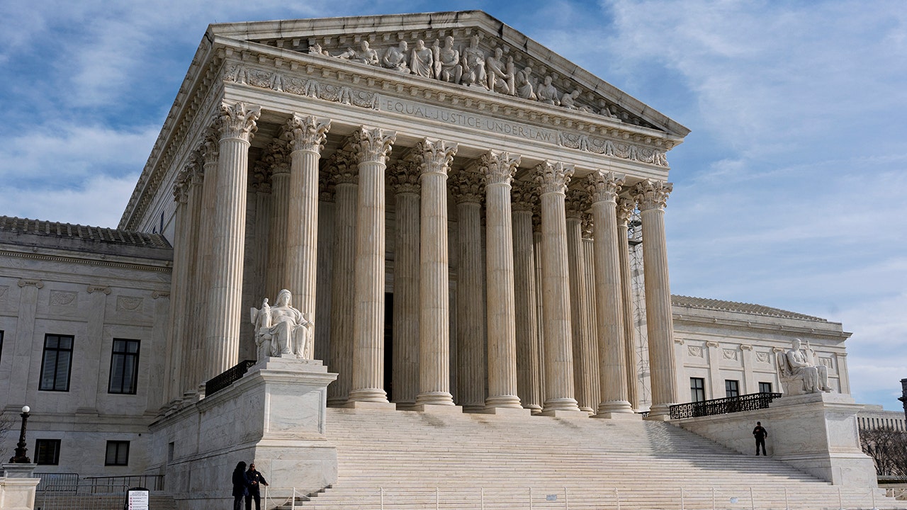 Supreme Court Exterior.jpg