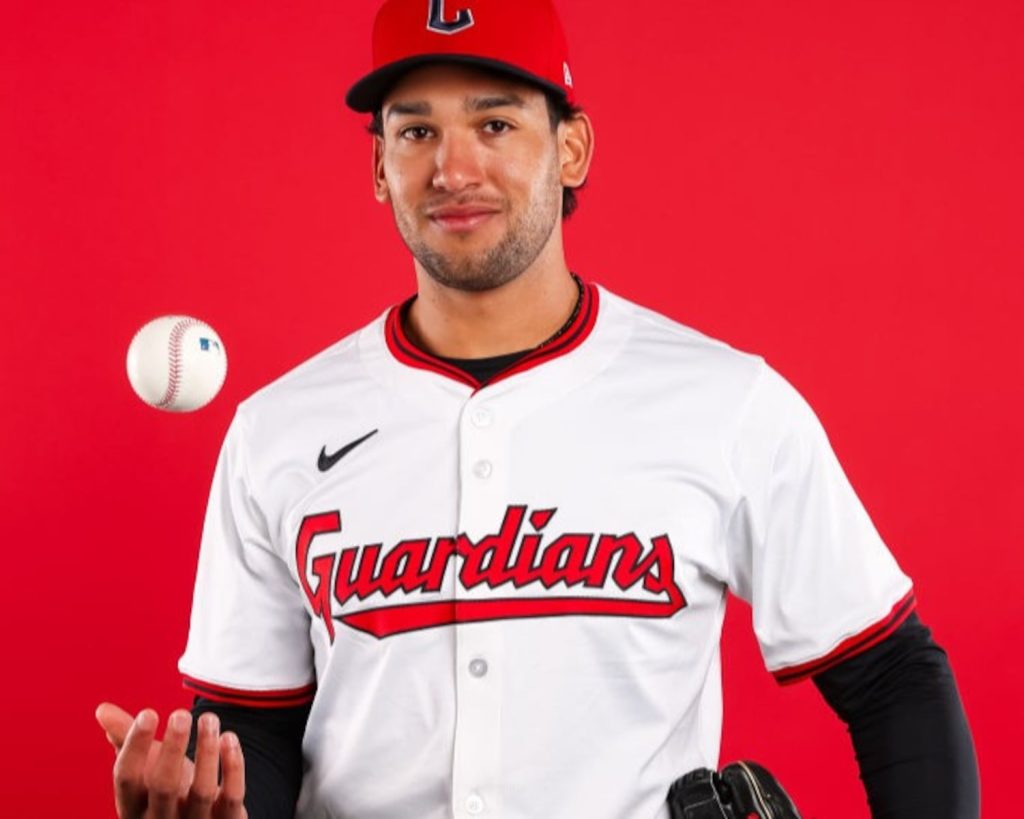 GTUVOHOPMRA6 LM4 FLIBNKXBLNQ.jpg