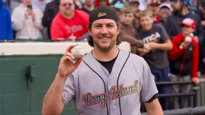 Trevor Bauer Ducks 3.jpeg