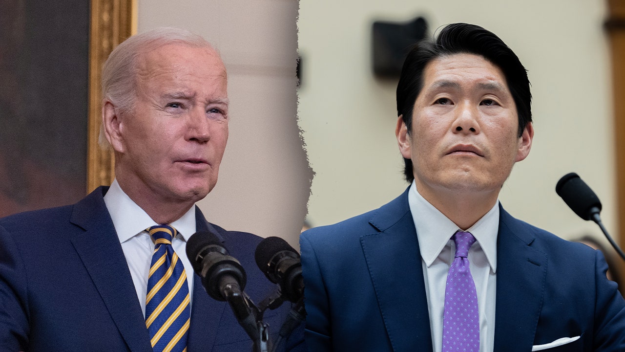 Joe Biden Robert Hur.jpg
